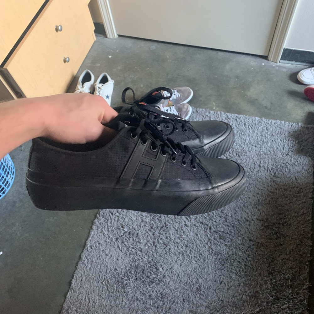HUF shoes